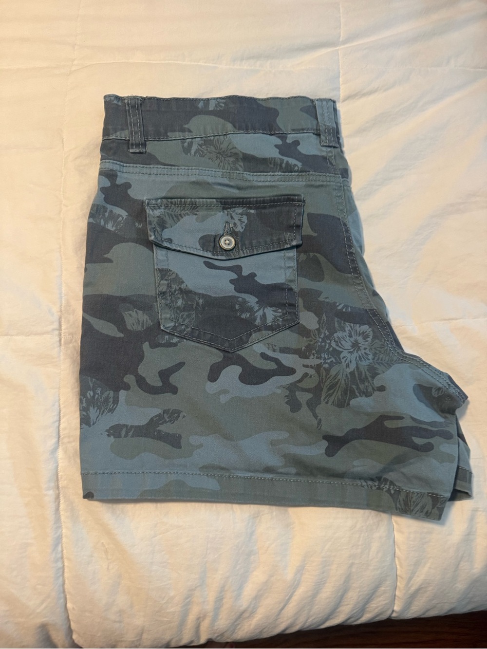 Sincerely Jules Camo Cargo Shorts - Blue & Gray